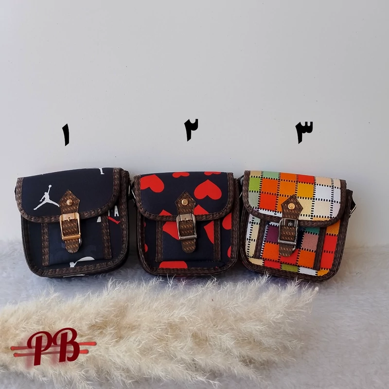 کیف دوشی دخترانه پارچه چاپی طرحدار زیبا جذاب جادار کوچک مناسب فانتزی طرحدار مناسب برای مهمونی و هدیه در طرح های مختلف