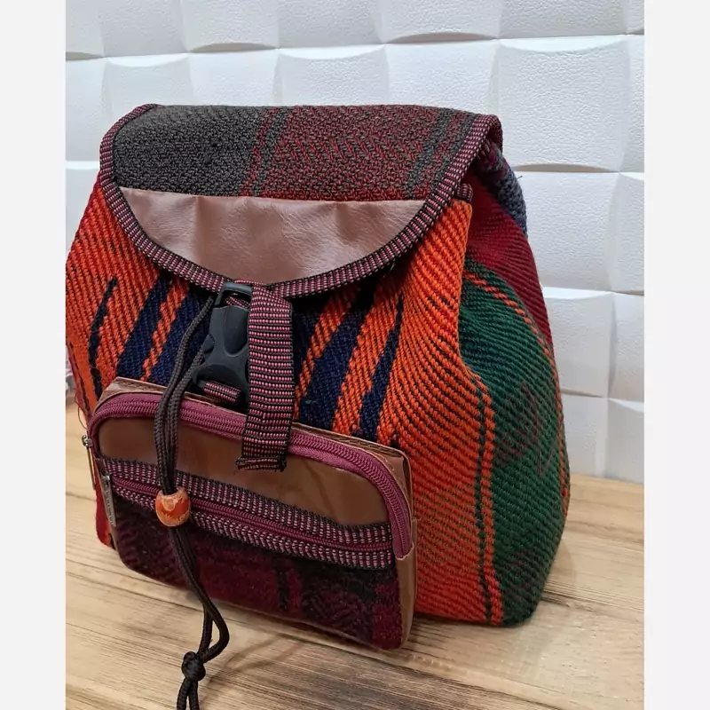 کیف سنتی جاجیم گلیمی دستباف کوله فانتزی کوچک دخترانه زیبا باکیفیت جادار پر فروش سبک در طرح های مختلف دانشجویی دانش آموزی