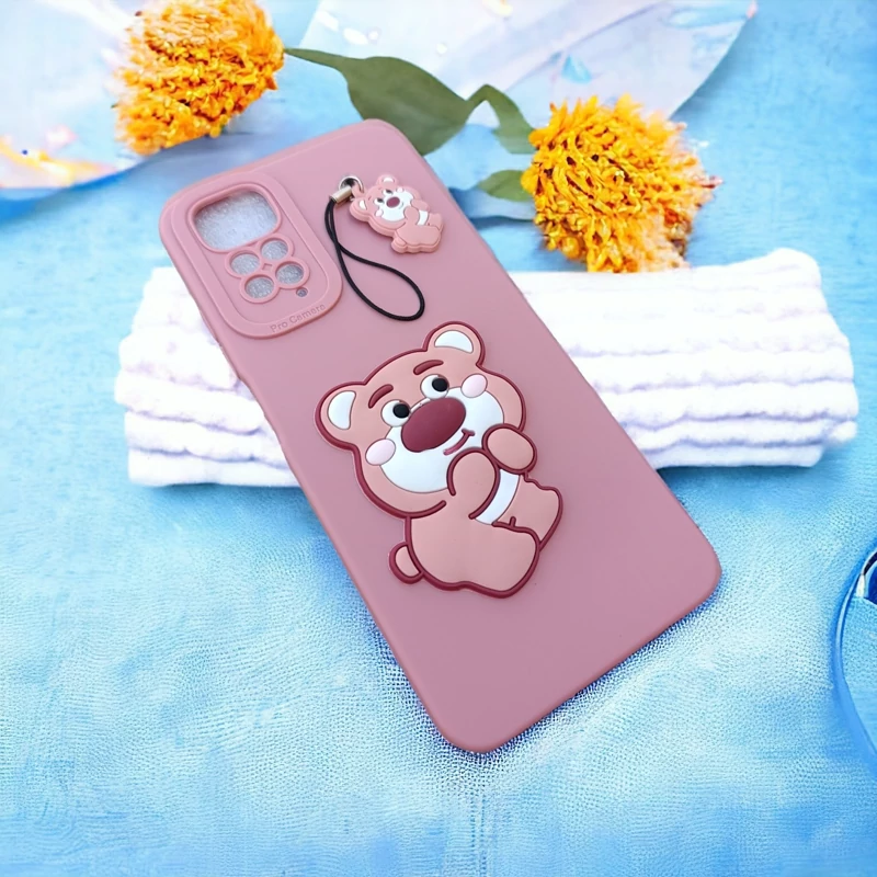 قاب عروسکی سیلیکونی برجسته محافظ لنزدار به همراه بند آویز مناسب برای گوشی موبایل Xiaomi Redmi Note 11 4g-note 11s