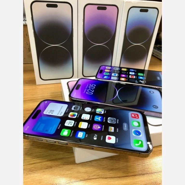 طرح ایفون اپل Iphone 15 Pro Max حافظه 256 رم 8 گیگابایت