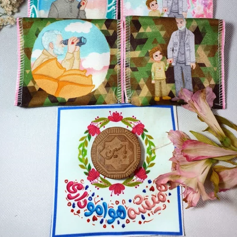 جانماز دو تکه مخمل طرح کودکانه عموقاسم بسته 100 عددی