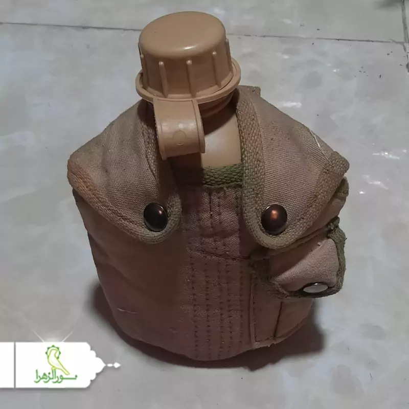 قمقمه پلاستیکی با کاور خاکی