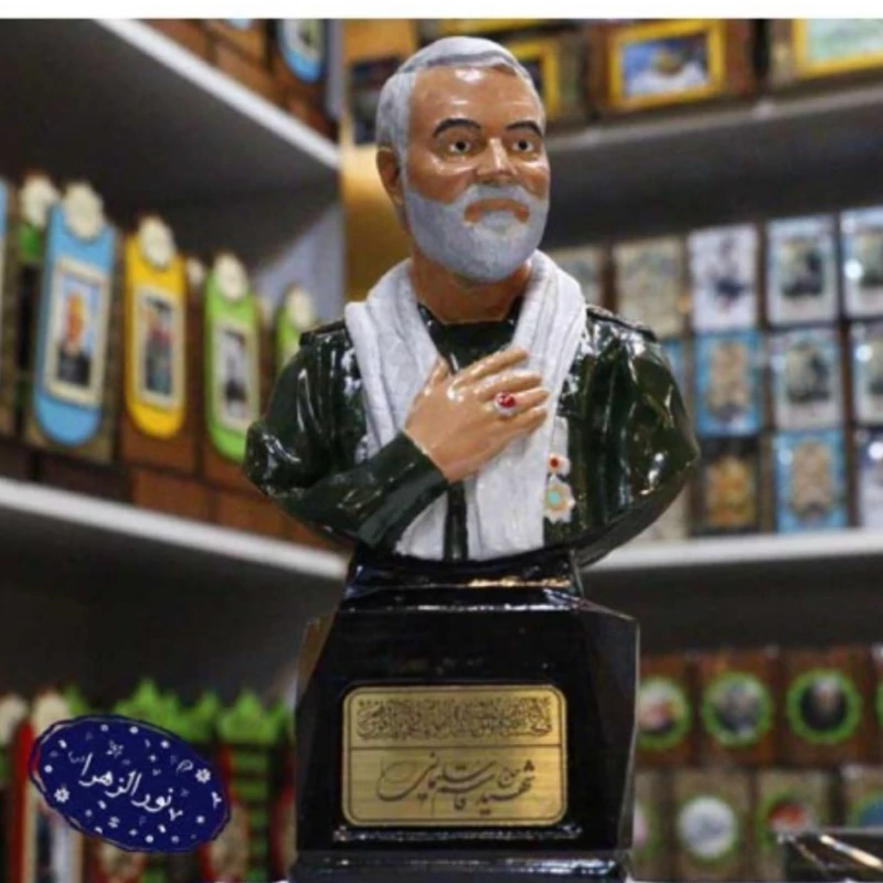 تندیس رومیزی شهید سلیمانی سبز 10 عددی