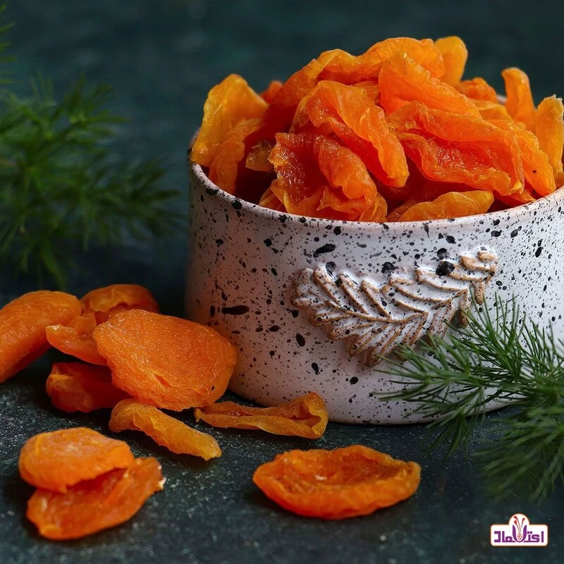 زردآلو برگ یک کیلویی (برگ زردآلو ) تازه و نرم