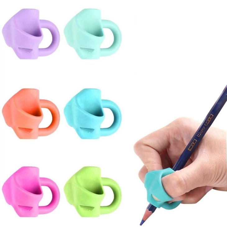 مدادگیر (راحت نویس) انگشتی سیلیکونی، دارای سه گریپ (Silicone Pencil Holder for Kids)