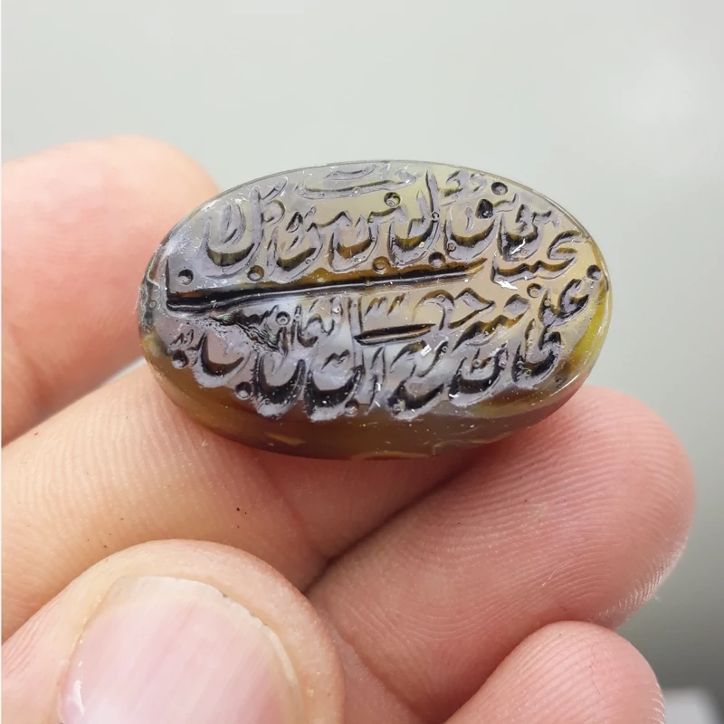 نگین عقیق خطی معدنی 2