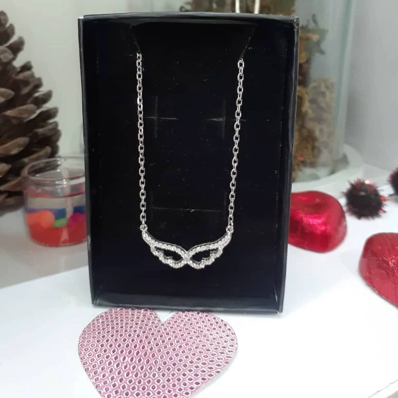 گردنبندنقره زنانه طرح بال فرشته عیار 925 و آبکاری طلا سفید