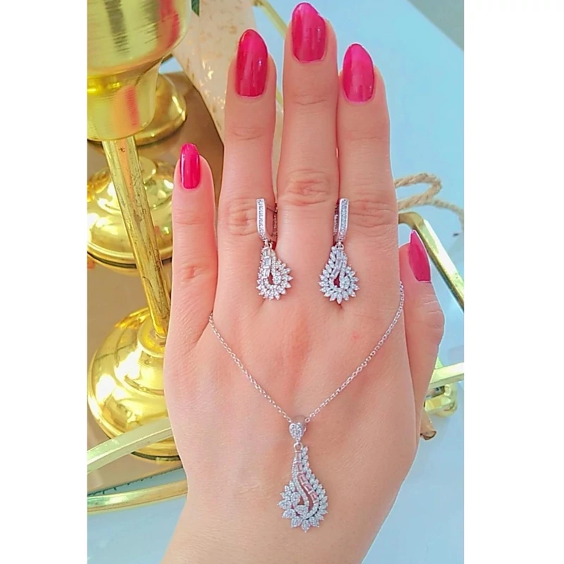 نیم ست نقره زنانه عیار 925استاندارد بدون ریزش نگین ضد حساسیت با آبکاری طلا سفید