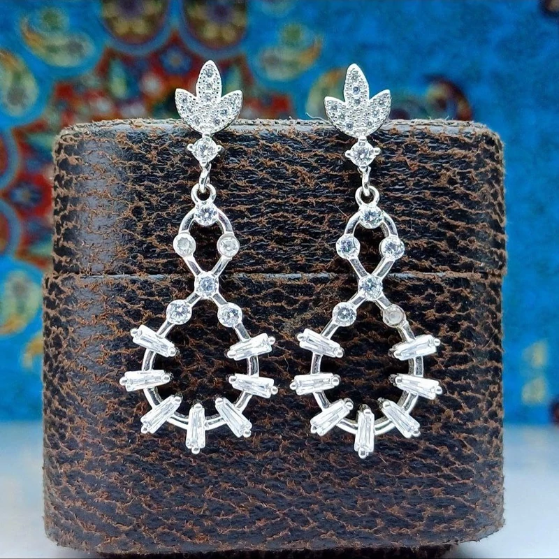 گوشواره نقره زیبای جواهری مارکیز