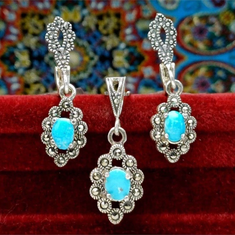 نیم ست نقره زیبای فیروزه نیشابور اصلی معدنی طبیعی شامل توگردنی گوشواره