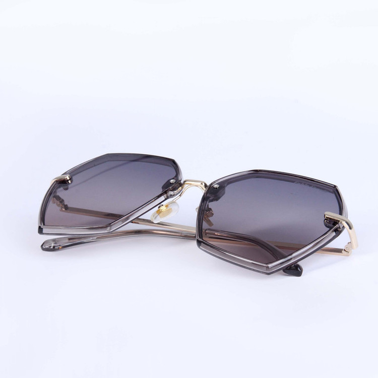 عینک آفتابی چند ضلعی کد E-069