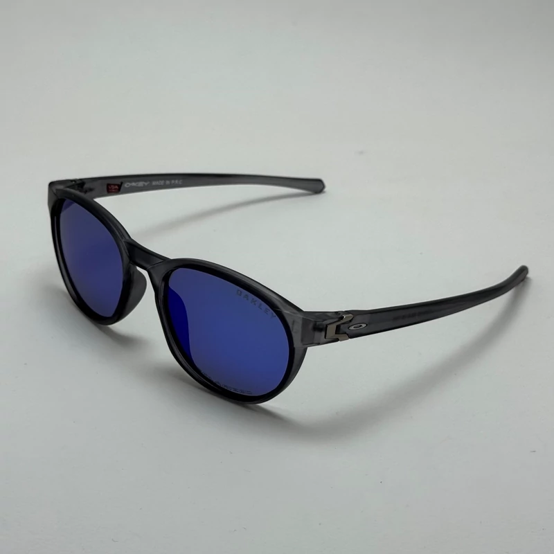عینک آفتابی پلاریزه اوکلی Oakley طوسی عدسی آبی گرد کد TO4910