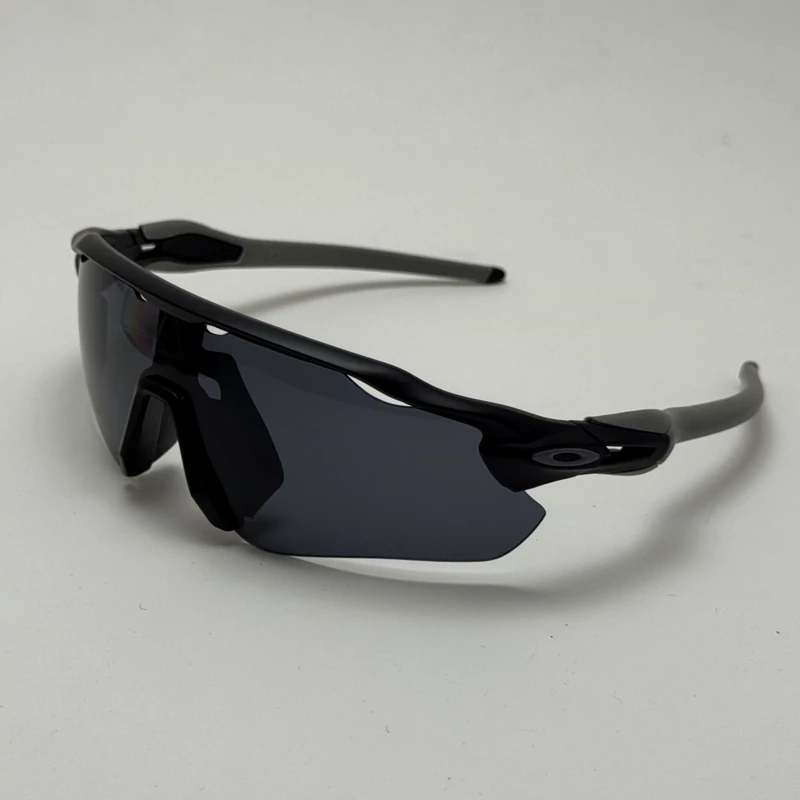 عینک آفتابی اسپرت اوکلی Oakley مدل Radar EV Path تمام مشکی کد 9208