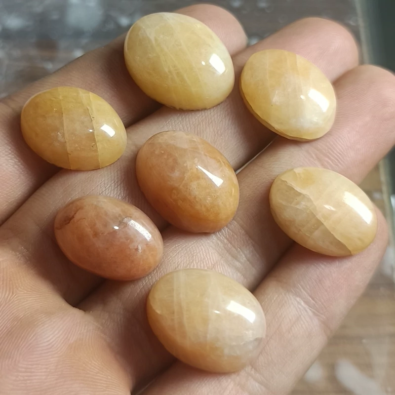 پک نگین در حسینی تراش دست