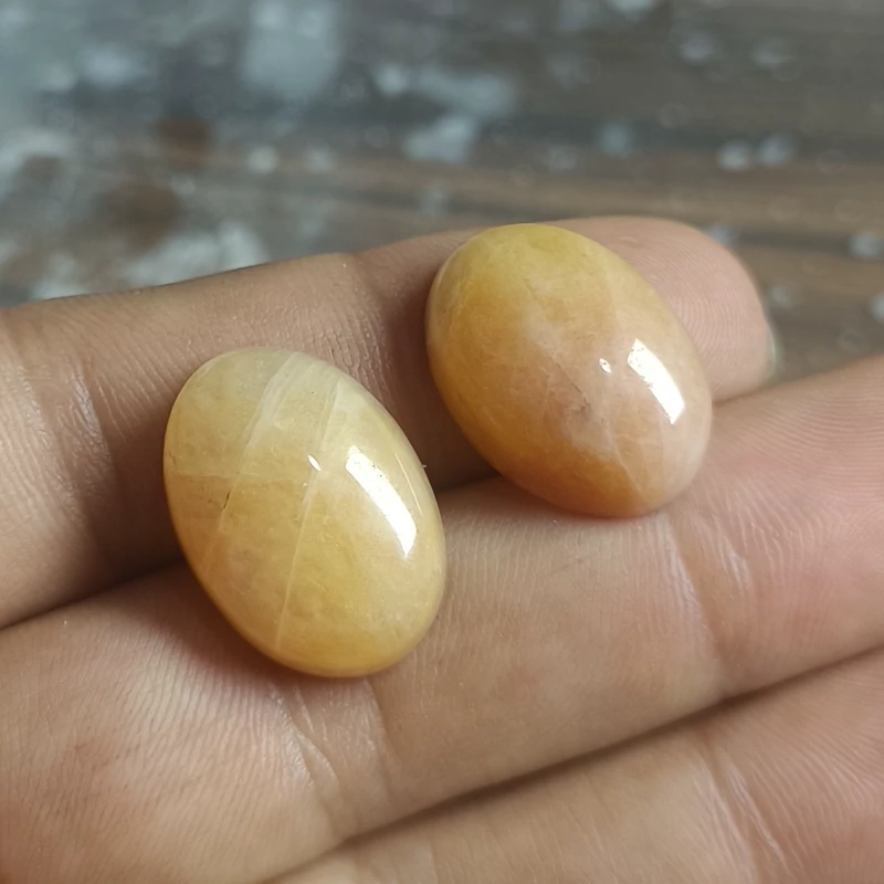 جفت نگین در حسینی