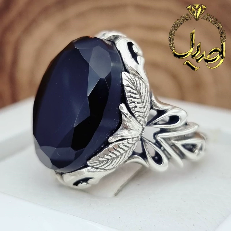 رکاب انگشتر نقره طرح صفوی  نگین  عقیق خراسان اصل الماس تراشی وزن 16 گرم
