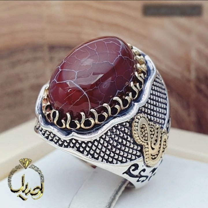 رکاب نقره طرح قلم تاج و بغل برنجی نگین عقیق دراگون اصل و معدنی وزن 17 گرم