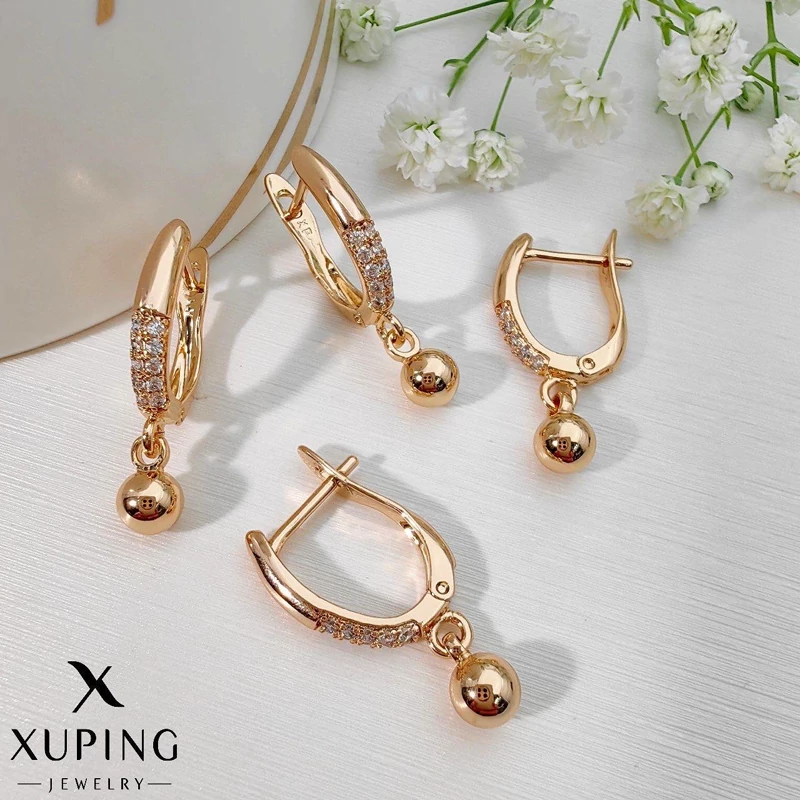 گوشواره ژوپینگ زنانه طرح آویز توپی نگینی کد XG371