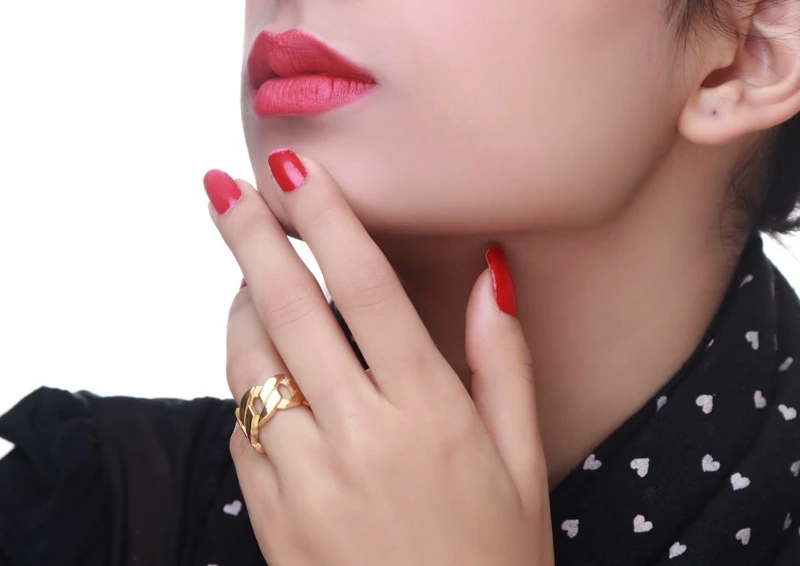 انگشتر نقره زنانه | طرح کارتیر کد SWA461