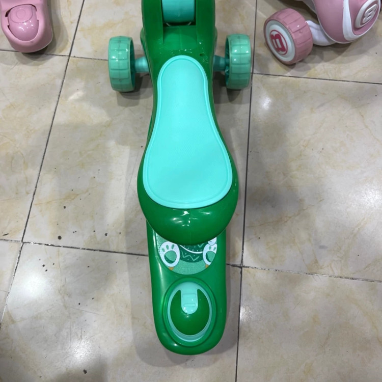 اسکوتر سه چرخ تعادلی مدل صندلی دار موزیکال