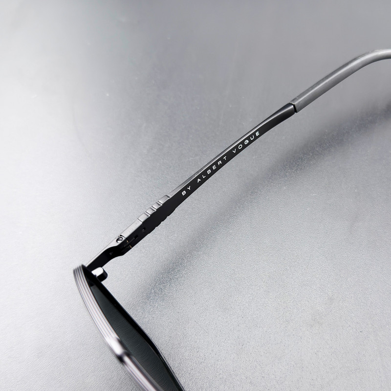 عینک آفتابی مردانه آلبرت وگ مدل JS8531C04-P144 Polarized Avantgarde Visionary