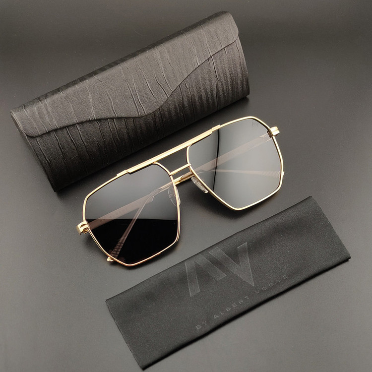 عینک آفتابی مردانه خلبانی آلبرت وگ مدل JS8520C02-P01 Polarized Avantgarde Visionary