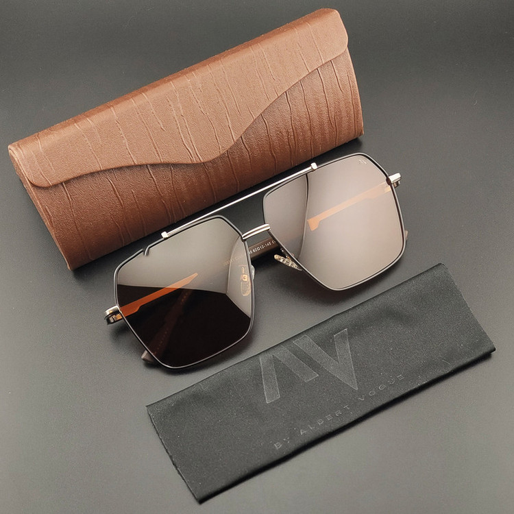 عینک آفتابی مردانه آلبرت وگ مدل JS8551C246-P240 Polarized Avantgarde Visionary