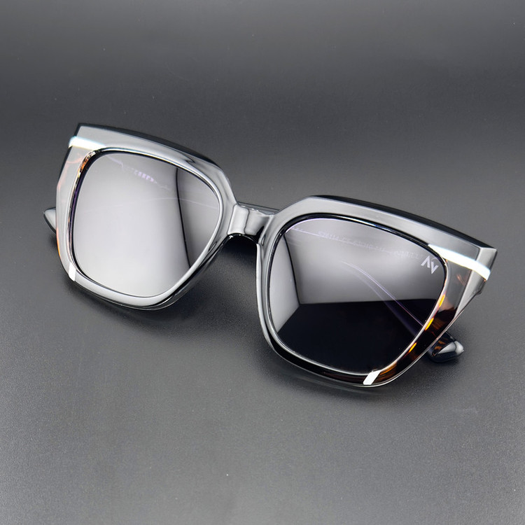 عینک آفتابی زنانه آلبرت وگ مدل S26114C5 Acetate Avantgarde Visionary