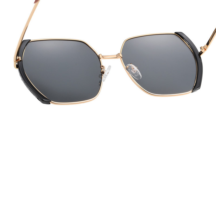 عینک آفتابی زنانه مدل 2229T1 Polarized Aura Onyx