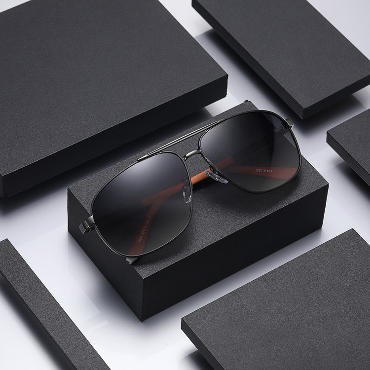 عینک آفتابی مردانه مدل 6306C21-P127 Polarized Avantgarde Visionary