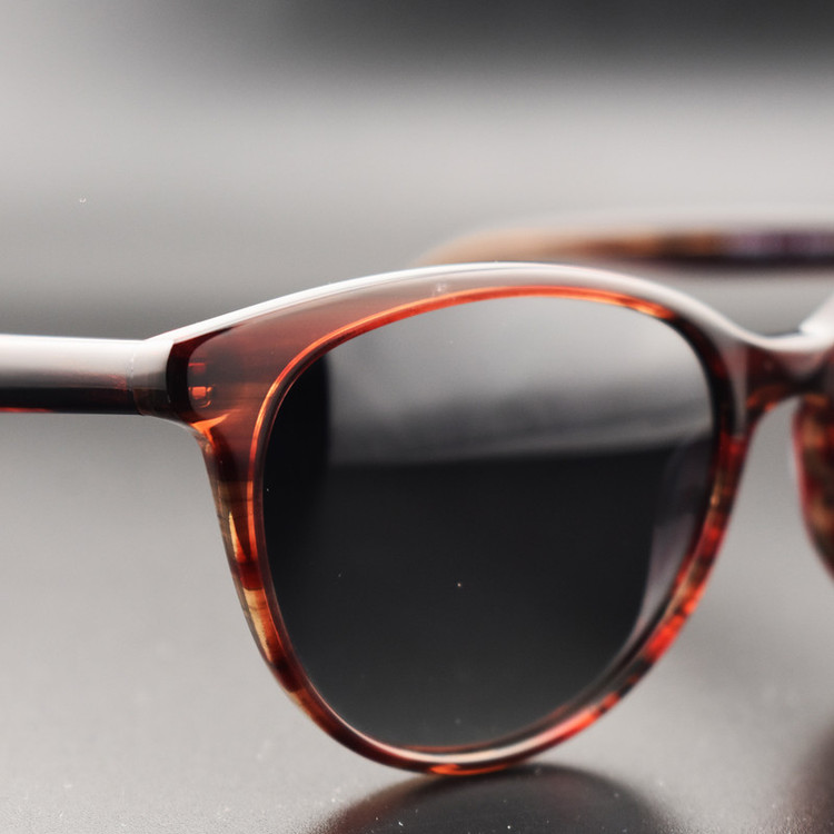 عینک آفتابی مدل TYP055C1 Acetate Burgundy Maroon
