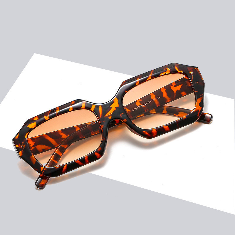 عینک آفتابی زنانه مدل Z3578 Semi Transparent Leopard