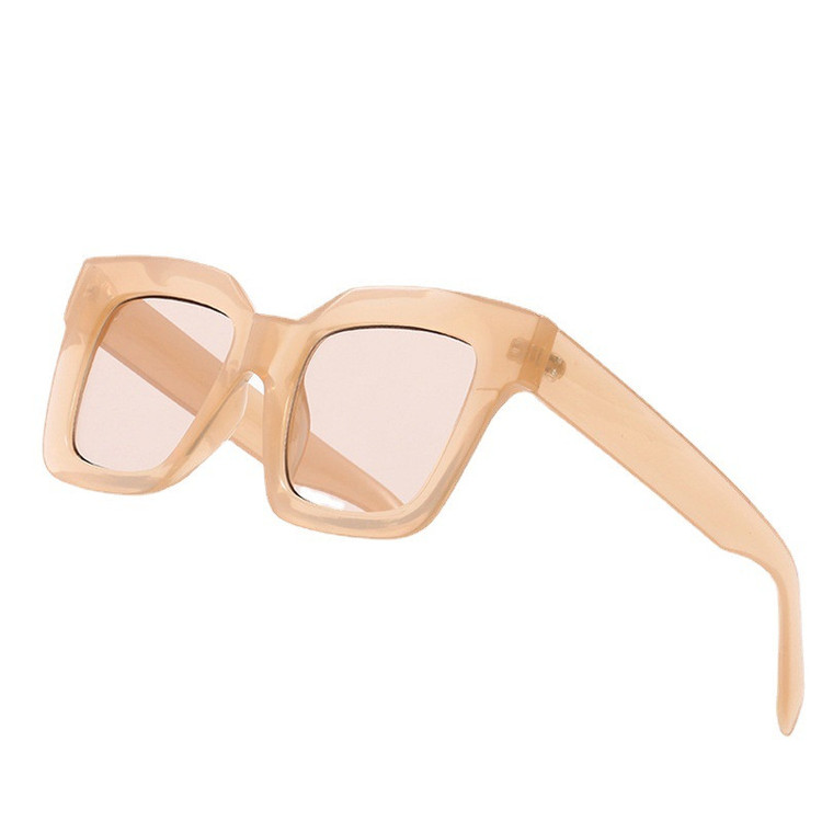 عینک آفتابی زنانه مدل Z77013 Creamy Semi Transparent