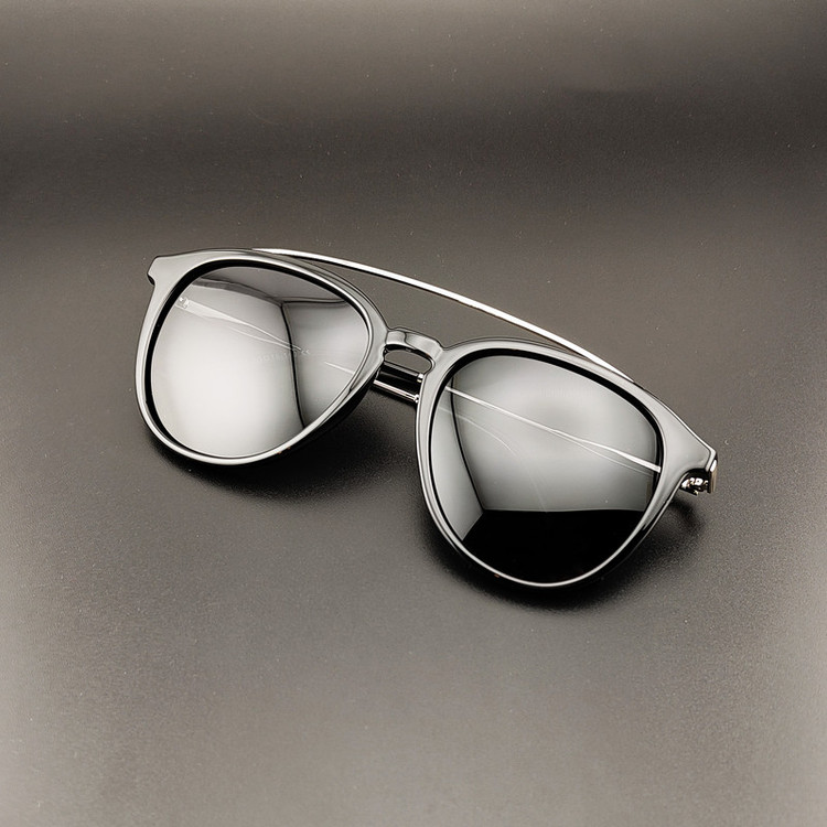 عینک آفتابی مدل TR3314C01-P01 Polarized Obsidian Metal