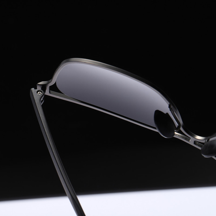 عینک آفتابی مردانه مدل P.975 Polarized Silver Arrow