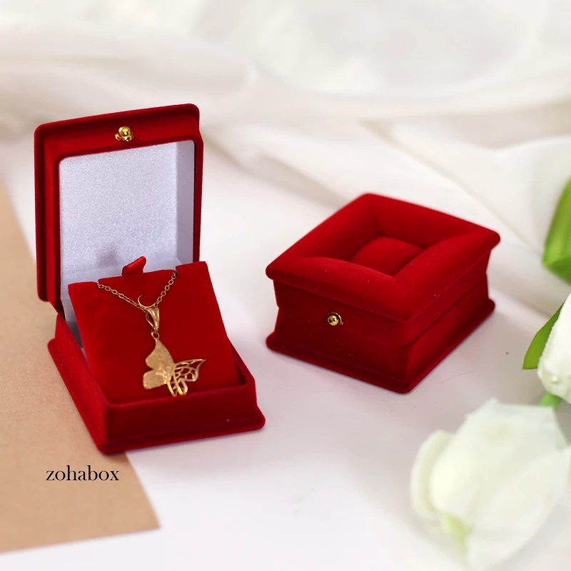 جعبه گوشواره و طلا و نقره