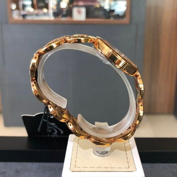 ساعت مچی عقربه ای زنانه کاور مدل CO187.05