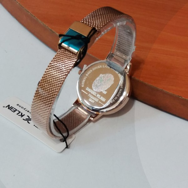 ساعت مچی عقربه ای زنانه دنیل کلین مدل DK12051-2