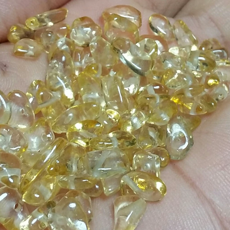 مهره چیپسی سنگ سیترین طبیعی وارداتی از کشور برزیل ریز قیمت برای یک عدد مهره درج شده است حراج واقعی