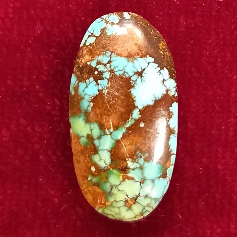 نگین فیروزه و سنگ بستر مسی رنگ اصل خوراسان