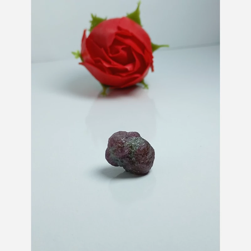 سنگ یاقوت سرخ افغانی طبیعی راف