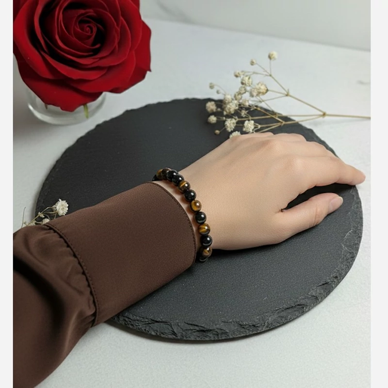 دستبند دو سنگ گارنت و چشم ببر