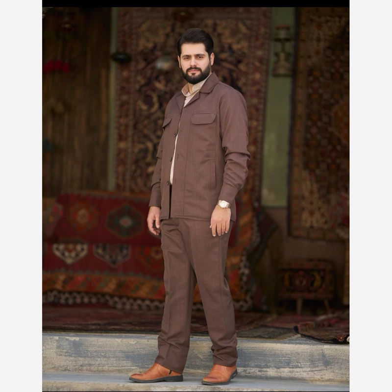 کت وشلوار سافاری مچ دار رنگ قهوه ای