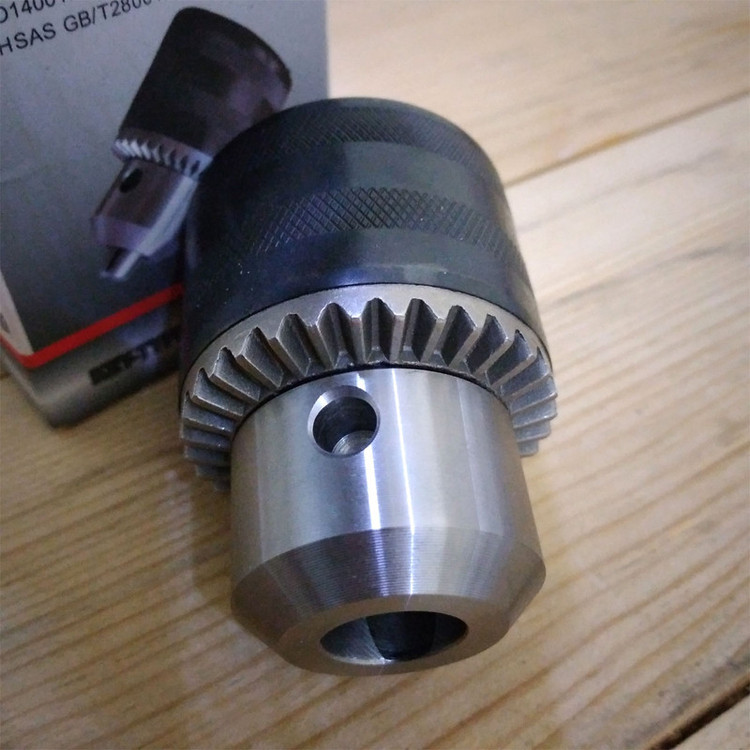 سه نظام دریل ای تی سی مدل 1.5-13mm سایز 13میلیمتر به همراه آچار سه نظام