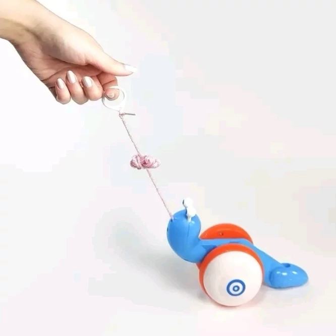 حلزون نخ کش، اسباب بازی کرم حلزون نخ کش