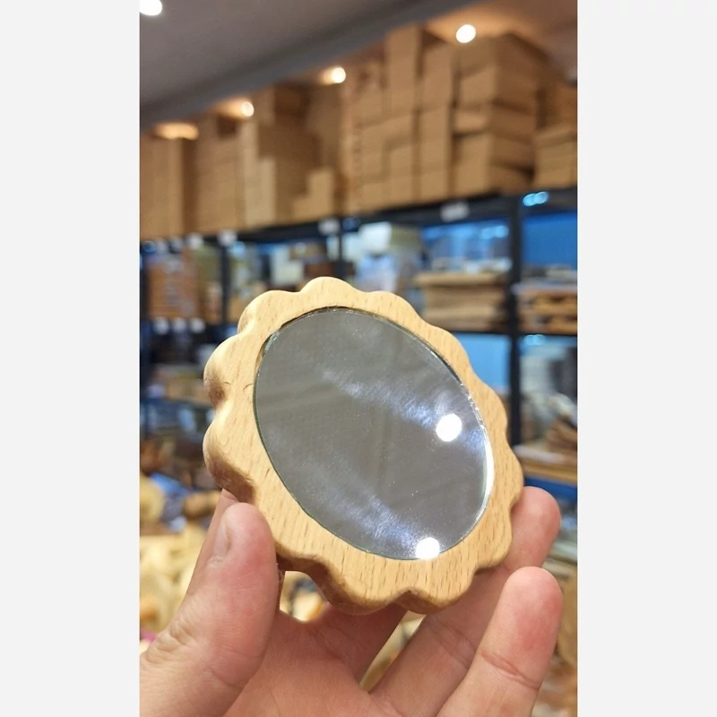 آینه چوبی طرح گل