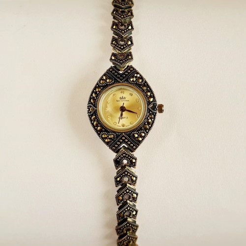 ساعت نقره زنانه تایلندی اصل موتور ژاپنی مارک کوارتز نگین مارکازیت