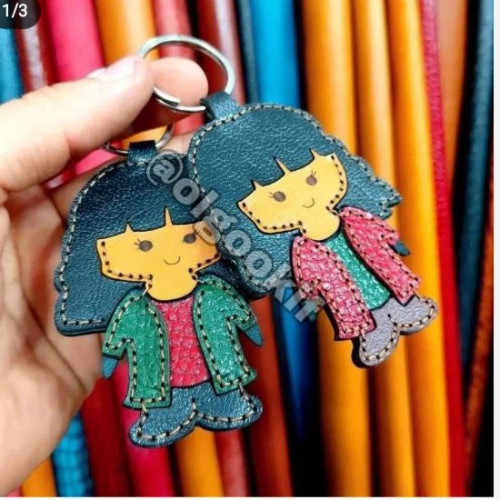 چرم طبیعی نیمه آماده جا کلیدی دختر 3 برش خورده با چرم گاوی ممتاز