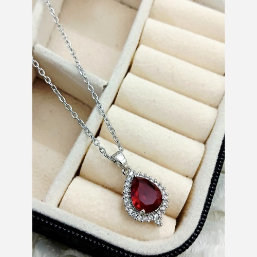 گردنبند جواهری نگین قرمز دور نگین طرح نقره