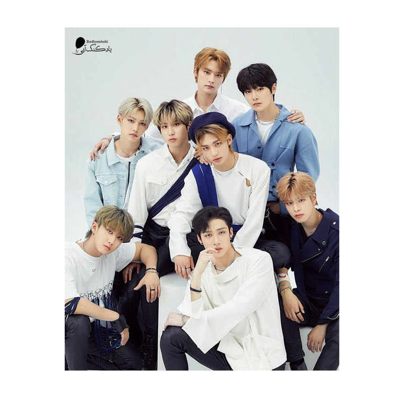 پوستر دیواری بادکنک آبی طرح Stray Kids مدل S2